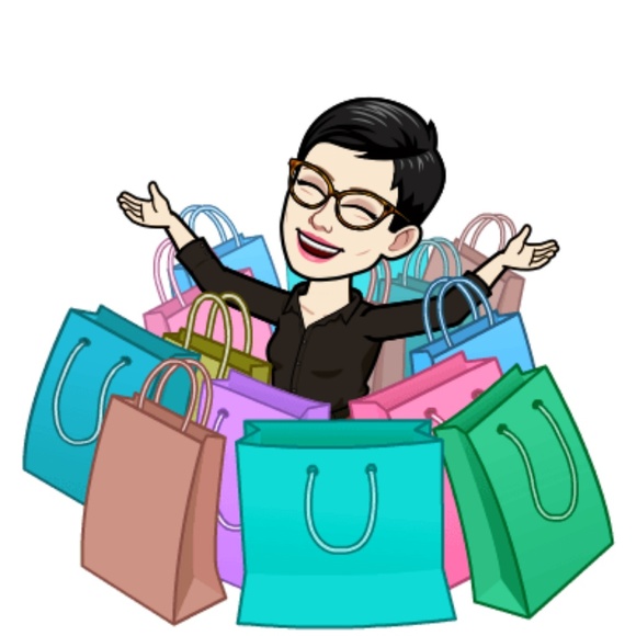 Meet your Posher, Katie - Picture 1 of 7